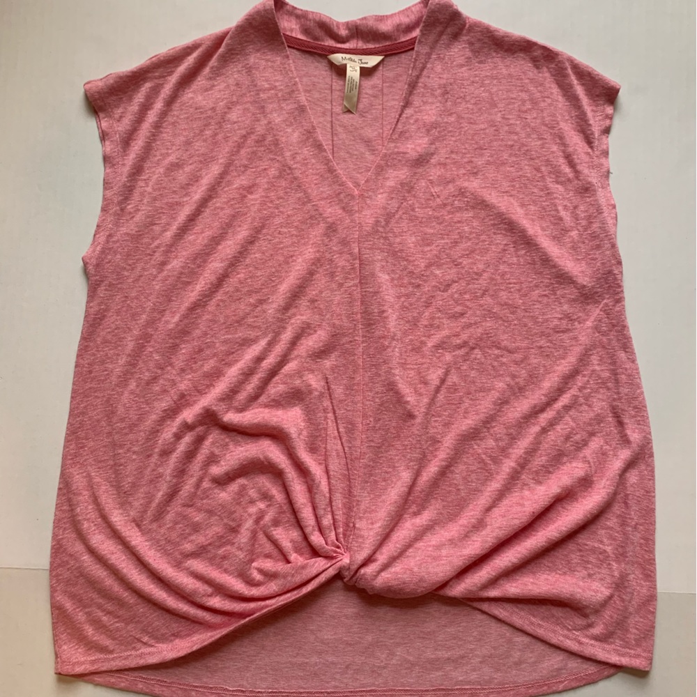 Matilda Jane Women's Enchanted Garden Folly Beach Knot Front Medium V-neck Top